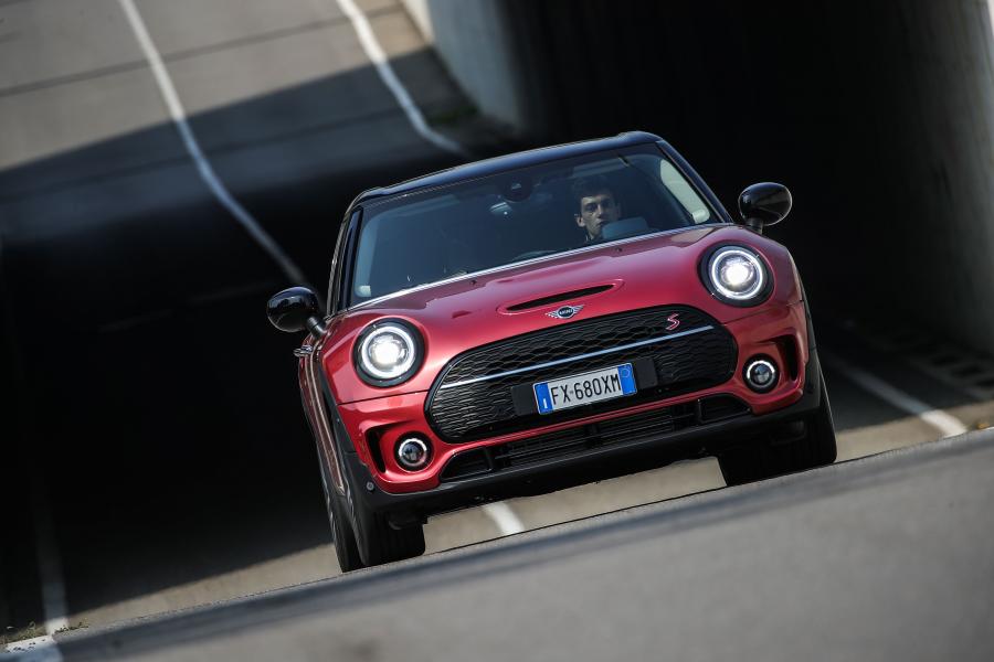  Mini Cooper SD Clubman (F54) 2019 года  (WW) (фото 12 из 42)
